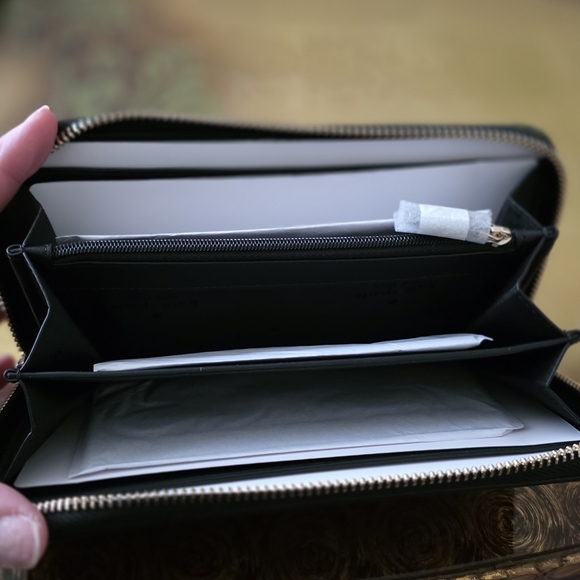 Kate Spade Black Wallet - Picture 3 of 5